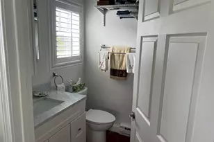 102 Crescent St, Skowhegan, ME 04976 - Photo 23