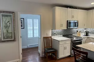 102 Crescent St, Skowhegan, ME 04976 - Photo 9