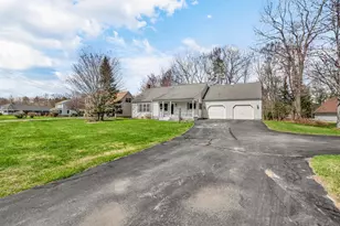 20 Court St, Winslow, ME 04901 - Photo 3