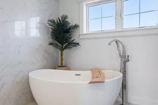 19 Bridge St, Kittery, ME 03904 - Photo 27