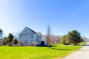 21 Longmeadow Dr, Veazie, ME 04401 - Photo 3