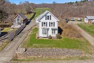 28 Easy St, Canaan, ME 04924 - Photo 3