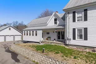 28 Easy St, Canaan, ME 04924 - Photo 5