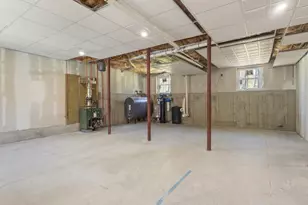 2 Cew St, Scarborough, ME 04074 - Photo 37