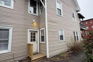 15-17 Pleasant St, Auburn, ME 04210 - Photo 9