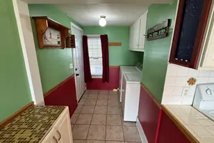 326 South Ave, Lewiston, ME 04240 - Photo 11