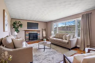 56 Plaisted Rd, York, ME 03909 - Photo 5