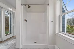 275 Middle Rd, Falmouth, ME 04105 - Photo 23