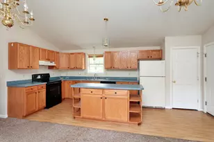 26 Deer Trail Ln, Berwick, ME 03901 - Photo 3