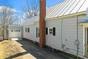 102 Main St, Skowhegan, ME 04976 - Photo 7