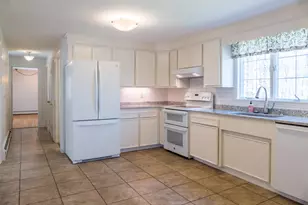 7 Fayview Ln, North Yarmouth, ME 04097 - Photo 5