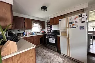 39 Payne St, Sanford, ME 04083 - Photo 9