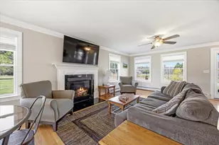 17 Shiers Mdw Dr, Gorham, ME 04038 - Photo 9