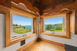 102 Sargent St, Winter Harbor, ME 04693 - Photo 3