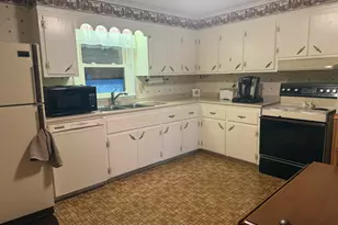 302 Grove St, Bangor, ME 04401 - Photo 9