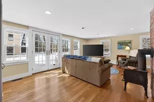 127 Foreside Rd, Falmouth, ME 04105 - Photo 33
