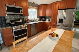 33 Garcelon St, Lewiston, ME 04240 - Photo 5