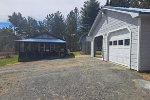 901 N Dexter Rd, Sangerville, ME 04479 - Photo 5