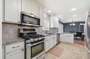 52 Plum Ln, Belgrade, ME 04917 - Photo 11