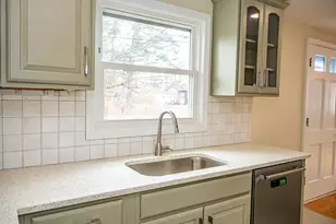 517 Summit St, Portland, ME 04103 - Photo 9