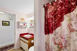 222 Washington St, Camden, ME 04843 - Photo 35