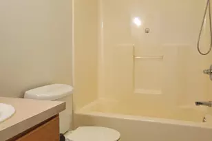 102 Outlook Dr, Auburn, ME 04210 - Photo 17