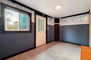 21 Washington St, Caribou, ME 04736 - Photo 11