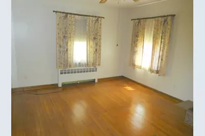 72 Jefferson Street, Lewiston, ME 04240 - Photo 11