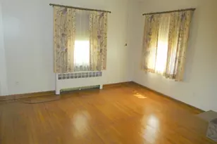 72 Jefferson St, Lewiston, ME 04240 - Photo 11