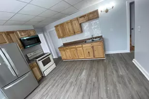184 Bartlett St, Lewiston, ME 04240 - Photo 17