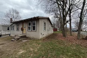 27 St John St, Skowhegan, ME 04976 - Photo 7