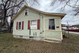 12 Cote St, Skowhegan, ME 04976 - Photo 7