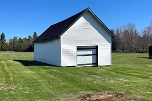 428 Mullen Rd, Newport, ME 04953 - Photo 9