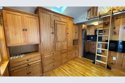 9 E Grand Avenue #17, Scarborough, ME 04074 - Photo 5