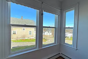 35 Washington St, Lubec, ME 04652 - Photo 11