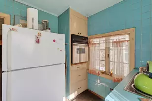 30 Dow St, Portland, ME 04102 - Photo 11