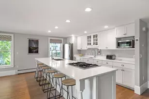 9 Chestnut Hill St, Camden, ME 04843 - Photo 7