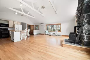 280 Grant St, Ellsworth, ME 04605 - Photo 27