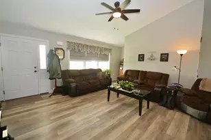 879 Blackstream Rd, Hermon, ME 04401 - Photo 7
