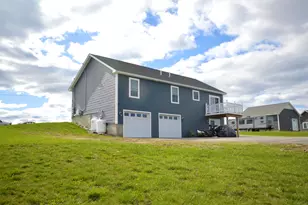 879 Blackstream Rd, Hermon, ME 04401 - Photo 39