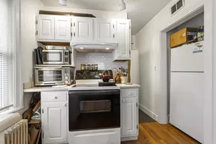9 Pleasant St, Bath, ME 04530 - Photo 11