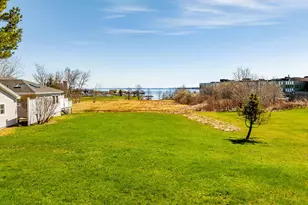 25 Main St, Rockland, ME 04841 - Photo 27