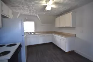 160 Washington St, Pittsfield, ME 04967 - Photo 13