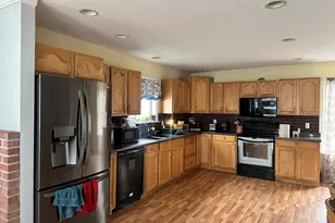 32 Smith Ln, Levant, ME 04456 - Photo 3