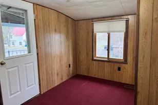 16 Pine St, Dexter, ME 04930 - Photo 5