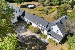 162 Merrill Rd, Pownal, ME 04069 - Photo 1