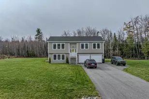 19 Magnolia Hill Rd, Bangor, ME 04401 - Photo 3