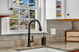 21 Maple Ave, Scarborough, ME 04074 - Photo 5