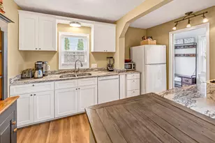 28 Cookman Ave, Old Orchard Beach, ME 04064 - Photo 13