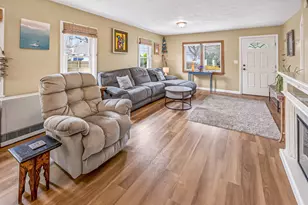 28 Cookman Ave, Old Orchard Beach, ME 04064 - Photo 25